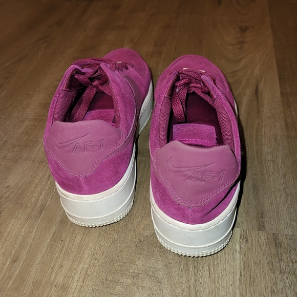 Nike Air Force 1 - Picture 5 of 6
